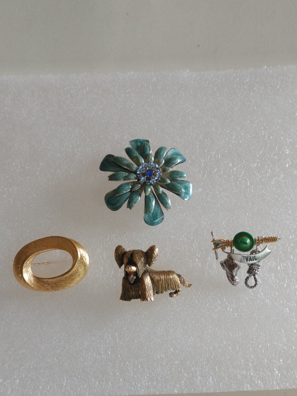 VINTAGE Assorted Women's Pins Napier Flower Poppy Enamel, Crystals Lot
